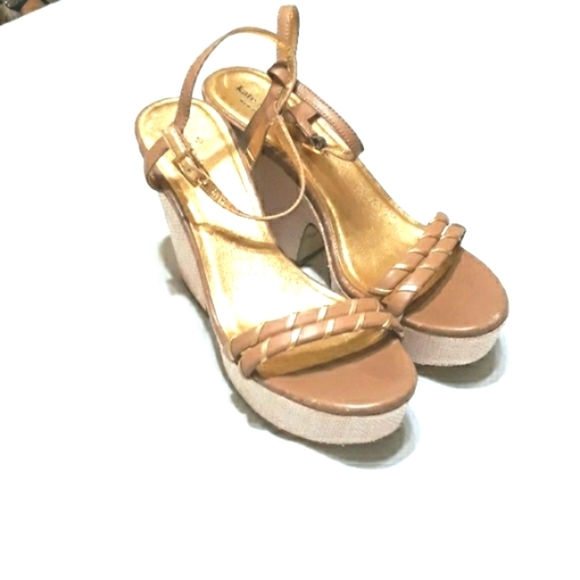 Kate Spade size 9 tan and gold strappy unique heeled sandals - Picture 10 of 10